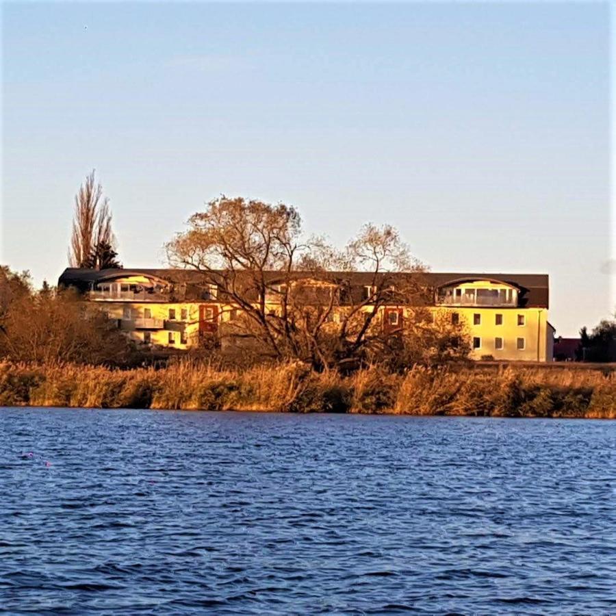 Ferienwohnung Mit Seeblick Brandenburg  Exteriér fotografie